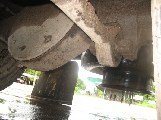 สิบล้อ  175 แรง  เดิมเป็น 2 เพลา   ราคา  565,000  บาท