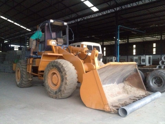 ขายรถตักล้อยาง WA400 เก็บสีแล้วระบบเดิมๆ ตามรุ่น รถสวยสภาพพร้อมใช้ เอกสารสัญญาซื้อขาย