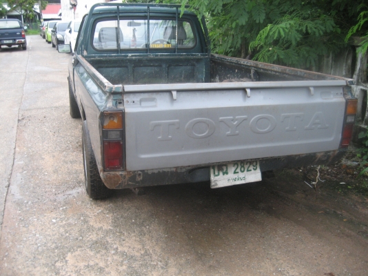โตโยต้า  สภาพไว้เข้าสวน  ทะเบียนเต็ม ราคา  44,000  บาท