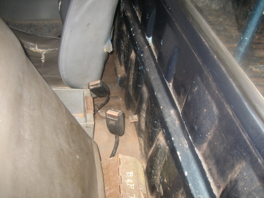 โตโยต้า  สภาพไว้เข้าสวน  ทะเบียนเต็ม ราคา  44,000  บาท