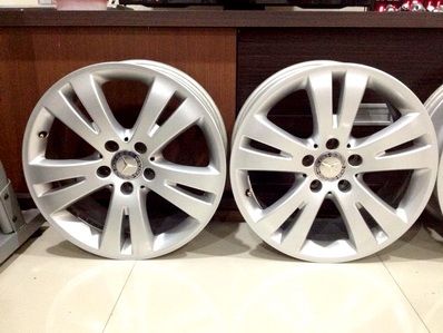 แม็กซ์ BENZ New C-Class 17 นิ้ว แท้ห้าง PCD 5-112 ฝากลางช่อมะกอกแท้ ตจว ส่งได้ แม็กซ์ BENZ New C-Class 17 นิ้ว แท้ห้าง PCD 5-112 ฝากลางช่อมะกอกแท้ ตจว ส่งได้