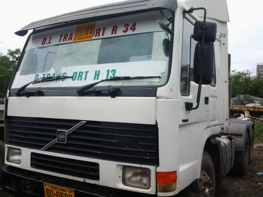 ต้องการขายรถวอโว่เครื่องดีคัชซีสวยสนใจติดต่อด่วน