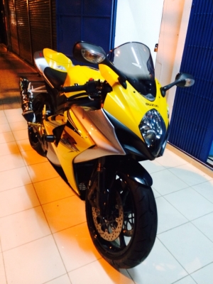 ขายgsxr-1000 ปี2007 แต่งเยอะ ยางrosso2ใหม่ๆ เอกสารสรรพสามิต ใช้น้อย