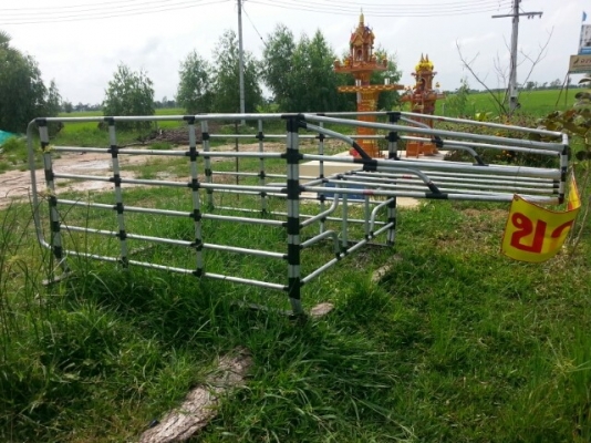 ขายคอกข้างเสริม สภาพพร้อมใช้งาน ราคาถูก ราคา 7,900 สนใจสอบถามรายละเอียดเพิ่มเติมโทร 090-8588220คุณนะ หรือ www.truck.in.th/498