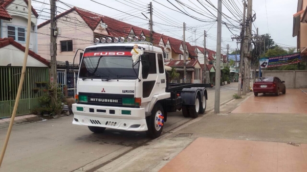 มาใหม่ครับ  สิบล้อเพลาเดียว FN517  195แรง