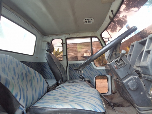 ขาย 595000บาทรถ10ล้อเทเลอร์เข็นรถเกียวและแม็กโค สภาพสวยพร้อมใช้งาน