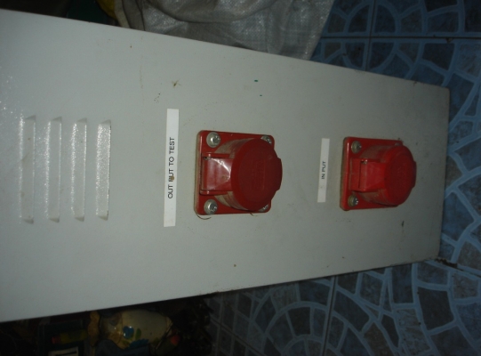 ขายตู้testerไฟ input 415v. output 0-450v. 3เฟส ขนาด 3kw
