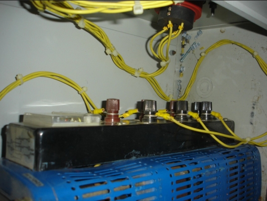 ขายตู้testerไฟ input 415v. output 0-450v. 3เฟส ขนาด 3kw