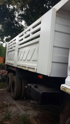 Isuzu270 ยูโร วัน ปี43 ดั้มพ์ใหม่  แหละเก็บสีหัวไปในคลาวเดี่ยวกัน แหละเปลี่ยนยางใหม่10เส้น