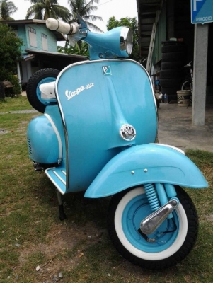 ขาย vespa 64 อินเดีย no book สีฟ้าสวยๆ ประกอบใหม่ทั้งคัน เครื่อง cdi ราคา 48500 บาท  รับเทรินทุกรุ่นครับ.