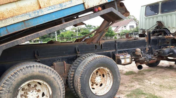 ขายดัมพ์ HINO3M  240 M10C เพลา  ขายต่อดาวน์ เปลี่ยนสัญญาได้เลย มีสโลว์ แชชซีสวยเครื่องดี แอร์เย็น สภาพพร้อมใช้งาน