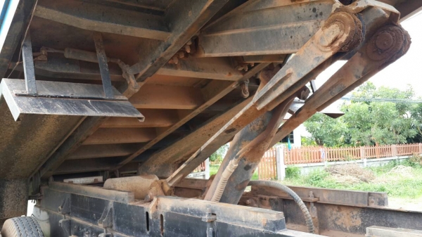 ขายดัมพ์ HINO3M  240 M10C เพลา  ขายต่อดาวน์ เปลี่ยนสัญญาได้เลย มีสโลว์ แชชซีสวยเครื่องดี แอร์เย็น สภาพพร้อมใช้งาน