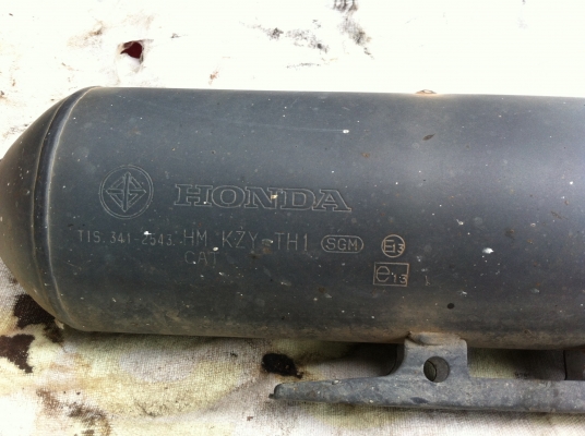 ขายท่อไอเสียเดิมpcx150 ราคา 900