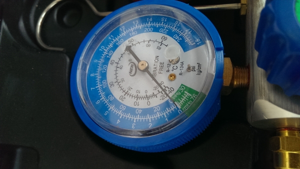 เกจเติมน้ำยาแอร์