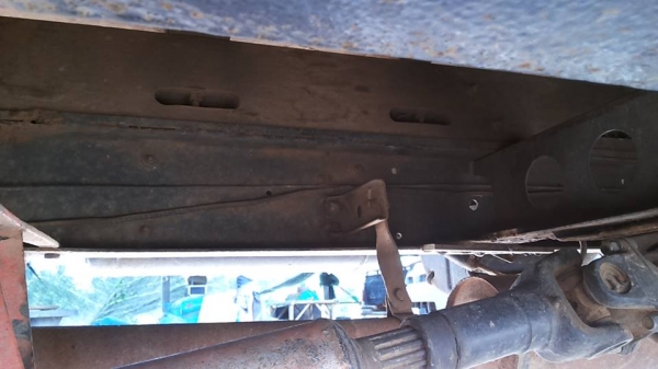 ***ขายแล้วครับขอบคุณ Truck2hand ขาย6ล้อช่วงล่างใหญ่ๆ ISUZU KS 774xxxx 4BC2-100HP เครื่องเดิม100แรงฝาขาว ฟิตมาใหม่ไม่นาน แน่นๆ แห้งๆไม่เยิ้ม แรงดี เกียร์สั้นสายเข้าง่ายไม่หลุด ใส่เกียร์ใหญ่ เกียร์ร็อค พร้อมลุย ช่วงล่างใหญ่F หน้า-หลัง คัสซีดี มีเก็บงานมา