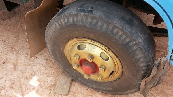 ***ขายแล้วครับขอบคุณ Truck2hand ขาย6ล้อช่วงล่างใหญ่ๆ ISUZU KS 774xxxx 4BC2-100HP เครื่องเดิม100แรงฝาขาว ฟิตมาใหม่ไม่นาน แน่นๆ แห้งๆไม่เยิ้ม แรงดี เกียร์สั้นสายเข้าง่ายไม่หลุด ใส่เกียร์ใหญ่ เกียร์ร็อค พร้อมลุย ช่วงล่างใหญ่F หน้า-หลัง คัสซีดี มีเก็บงานมา