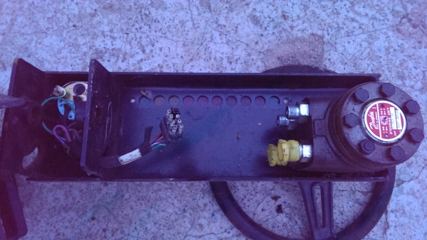 พวงมาลัยไฮโดรลิก