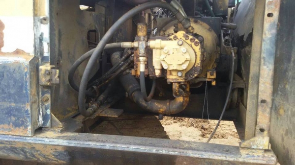 ***ขายแล้วครับขอบคุณ Truck2hand ขายแบคโฮ ถูกๆ KOMATSU PC200-3 แปลงคอนโทรลสั้น เครื่องเดิมปั้มเดิม เครื่องKOMATSU 6D105-135HP 6สูบ เครื่องดีแรงดี ปั้มดีแรง ทำงานดีไม่โหลด บูมอาร์มดี มีปะ1แผล เอวใหม่แน่นตึ๊บ ไม่มีร้าว ช่วงล่าง70-80\% โซ่ใหม่ เฟรมดีหนาดี โรลเ ***ขายแล้วครับขอบคุณ Truck2hand ขายแบคโฮ ถูกๆ KOMATSU PC200-3 แปลงคอนโทรลสั้น เครื่องเดิมปั้มเดิม เครื่องKOMATSU 6D105-135HP 6สูบ เครื่องดีแรงดี ปั้มดีแรง ทำงานดีไม่โหลด บูมอาร์มดี มีปะ1แผล เอวใหม่แน่นตึ๊บ ไม่มีร้าว ช่วงล่าง70-80\% โซ่ใหม่ เฟรมดีหนาดี โรลเ