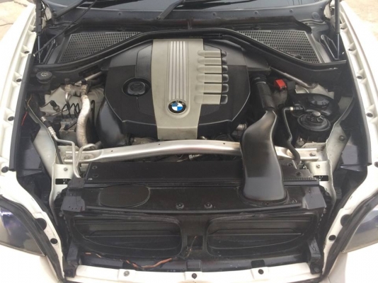 ขายด่วน BMW X6 DIESEL 3.0 ปี2010 สีขาวแท้ เกียร์ Auto