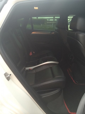 ขายด่วน BMW X6 DIESEL 3.0 ปี2010 สีขาวแท้ เกียร์ Auto