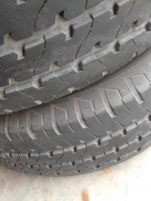 205/70R15 MAXXIS MA-569  ชุด 4 เส้น สวยๆ ดอกยางหนา TEL.081-427-3941