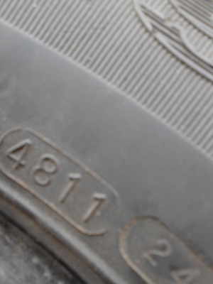 205/70R15 MAXXIS MA-569  ชุด 4 เส้น สวยๆ ดอกยางหนา TEL.081-427-3941