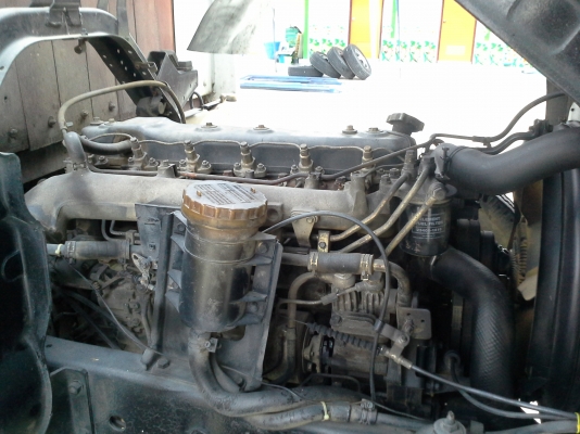 ขาย 6ล้อISUZU  ร็อคกี้ 175แรง ยาว6.20 ม.  กระบะคอกไม้