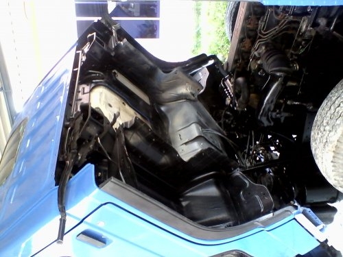 ขาย 4 ล้อ เครื่อง 4HF1 120 แรง  กะบะเหล็กหนาอย่างดี แหนบหน้า เฟืองท้ายใหญ่ 248000