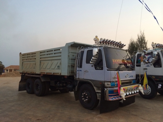 ขายด่วนหลงโบ FN527M TF 6700  ดั้มโคราช ออกป้ายแดง