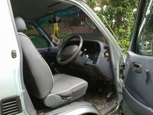 ขายด่วน รถตู้ปี2001พ.เพาเวอร์