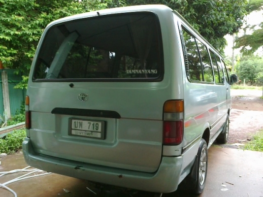 ขายด่วน รถตู้ปี2001พ.เพาเวอร์