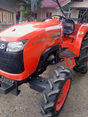 ขายรถไถคูโบต้า KUBOTA L4708 (4WD) ขายรถไถคูโบต้า KUBOTA L4708 (4WD)