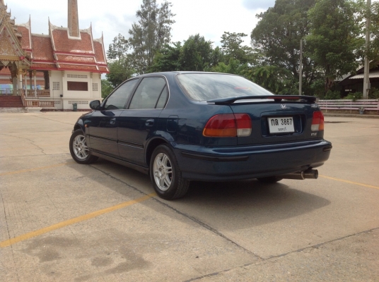 ขายค่ะcivicตาโต เครื่องB20b ติดแก๊สLPG เกียร์AUTO