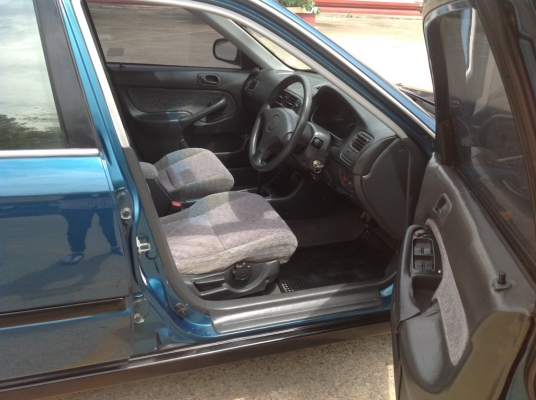 ขายค่ะcivicตาโต เครื่องB20b ติดแก๊สLPG เกียร์AUTO