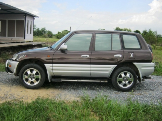 RAV 4 สภาพสวย พร้อมใช้ ช่วงล่างแน่น แก๊ซ LPG โลละ 1.3 บาท