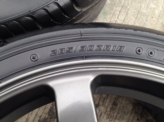 ขายแม็ก โปร์ไดว์ ขอบ 18 พร้อมยาง 235/40r18-285/30r18