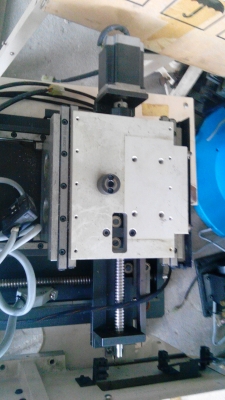 ชุด CNC ถอดจากเครื่อง พื้นที่หน้าเลื่อนทำงานประมาณ 20 *20 พร้อมแท่น พร้อมไดร์เวอร์ขับและมอเตอร์ขับครบ (มี 5ชุด)