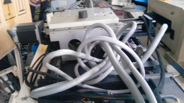 ชุด CNC ถอดจากเครื่อง พื้นที่หน้าเลื่อนทำงานประมาณ 20 *20 พร้อมแท่น พร้อมไดร์เวอร์ขับและมอเตอร์ขับครบ (มี 5ชุด)