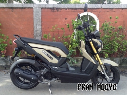 ขายZoomer-x สีน้ำตาลดำ ปี2557