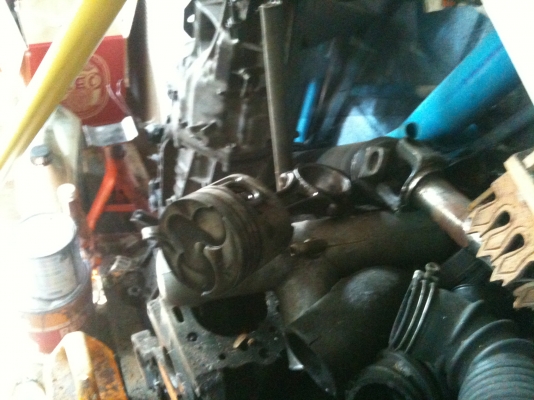 ขาย อะหลั่ย เครื่อง 4D56 เทอร์โบร์ มีหลายอย่าง ขาย อะหลั่ย เครื่อง 4D56 เทอร์โบร์ มีหลายอย่าง