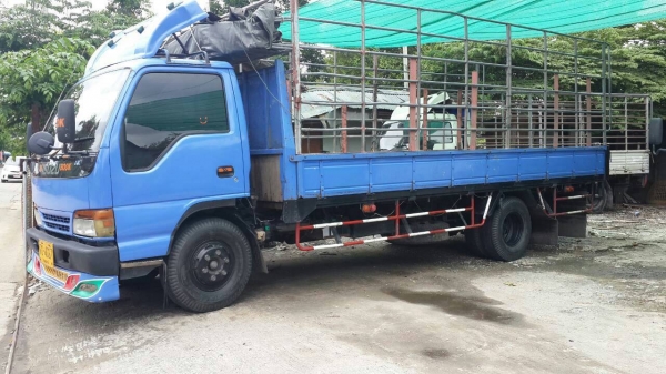 รถห้างแท้ สภาพพร้อมใช้