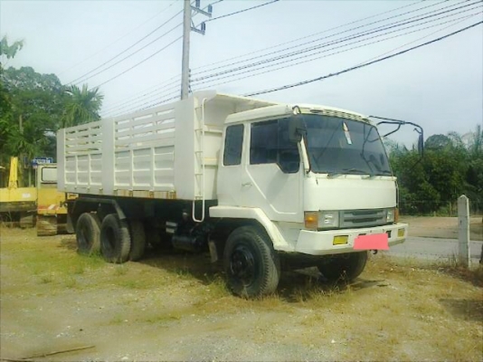 ขายสิบล้อเฉินหลง   สภาพสวย ช่วงล่างใหญ่ เบรคใหญ่ เครื่อง195 แรง