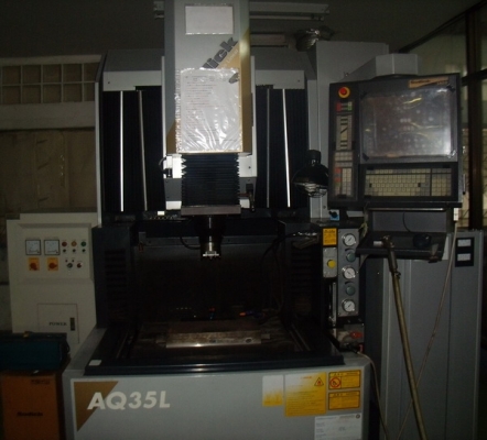 ขายเครื่องเจาะ SUPER DRILL SEIBU , WIRE CUT , EDM SODICK สภาพใหม่ดีใหม่มาก ปี2013 ของอุปกรณ์ครบ ใช้งานได้ปกติ