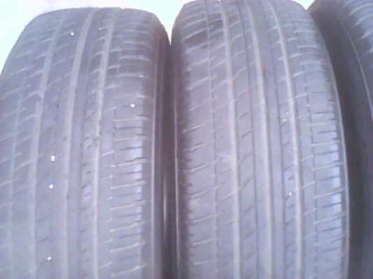 ขายยาง 215/60/16 ปี 12 ชุด 4 วง 2500 บาท