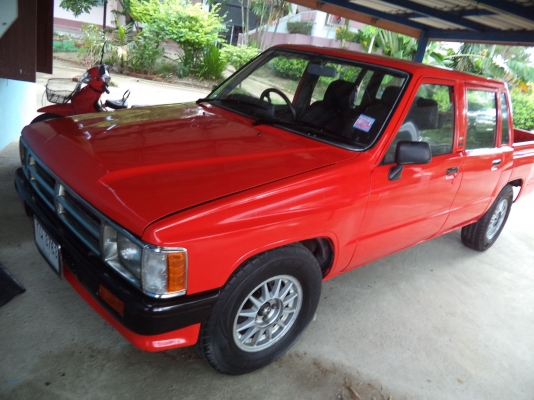 ขายTOYOTA HERO 4 ประตู สภาพพร้อมใช้