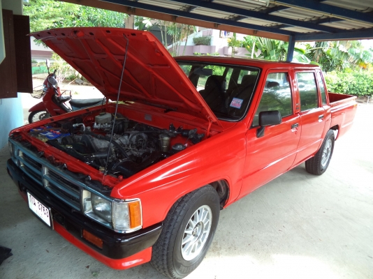 ขายTOYOTA HERO 4 ประตู สภาพพร้อมใช้