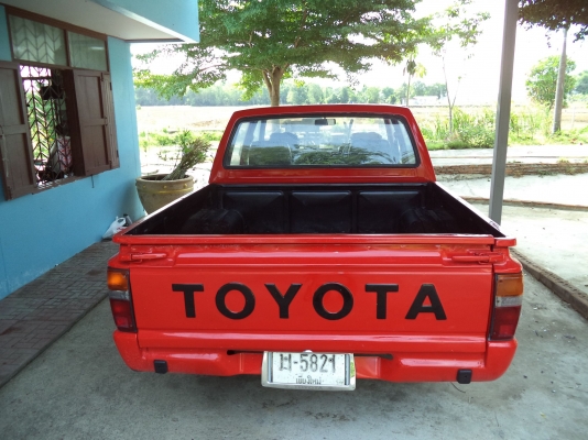 ขายTOYOTA HERO 4 ประตู สภาพพร้อมใช้