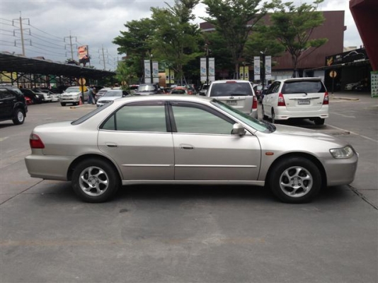 Honda Accord G6 งูเห่า ปี99 ตัวTOP วีเทค LPG Honda Accord G6 งูเห่า ปี99 ตัวTOP วีเทค LPG