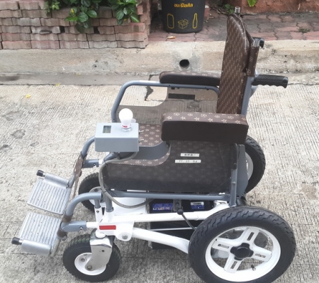 ขายวีลแชร์ไฟฟ้า SUZUKI สินค้าเพิ่งมาจากญี่ปุ่น