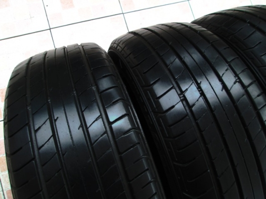 ขายยาง DUNLOP SP230 185-55-15 ปี12 (1ชุด)